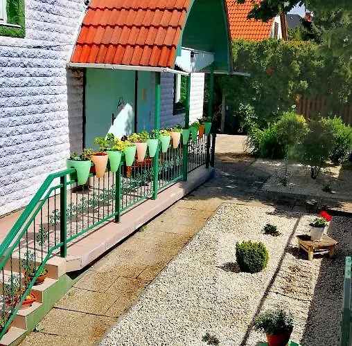 Dolce Villa Balaton Guest house Vonyarcvashegy